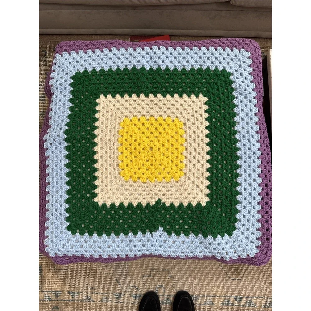 VTG Retro‎ Handmade Crochet Afghan Small Throw Blue Purple Granny Square 30